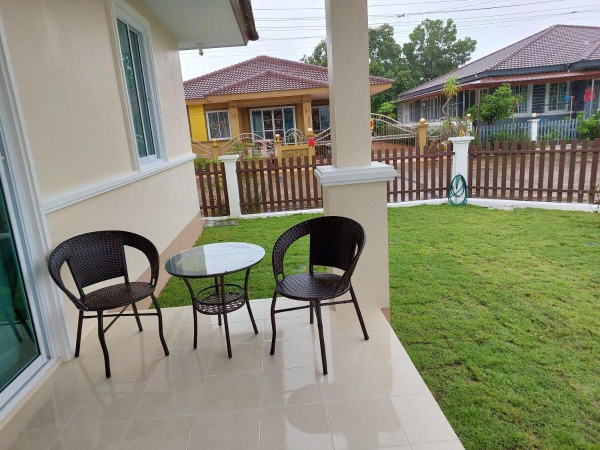 Happy Space วิลล่าทั้งหลัง 2นอน 2น้ำ ฟรี Wifi จอดรถ Nakhonphanom Kültér fotó