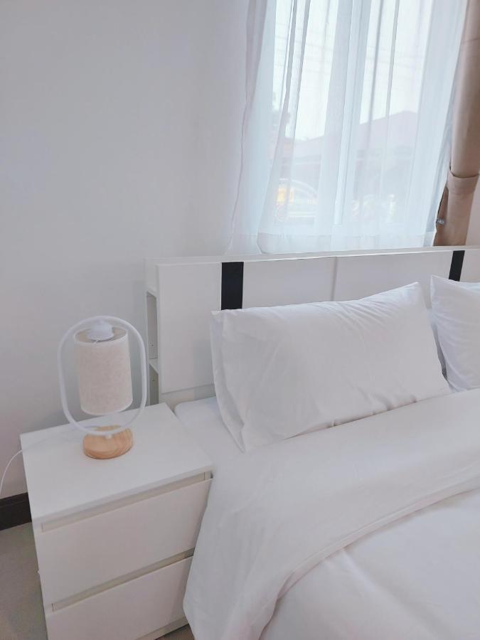 Happy Space วิลล่าทั้งหลัง 2นอน 2น้ำ ฟรี Wifi จอดรถ Nakhonphanom Kültér fotó