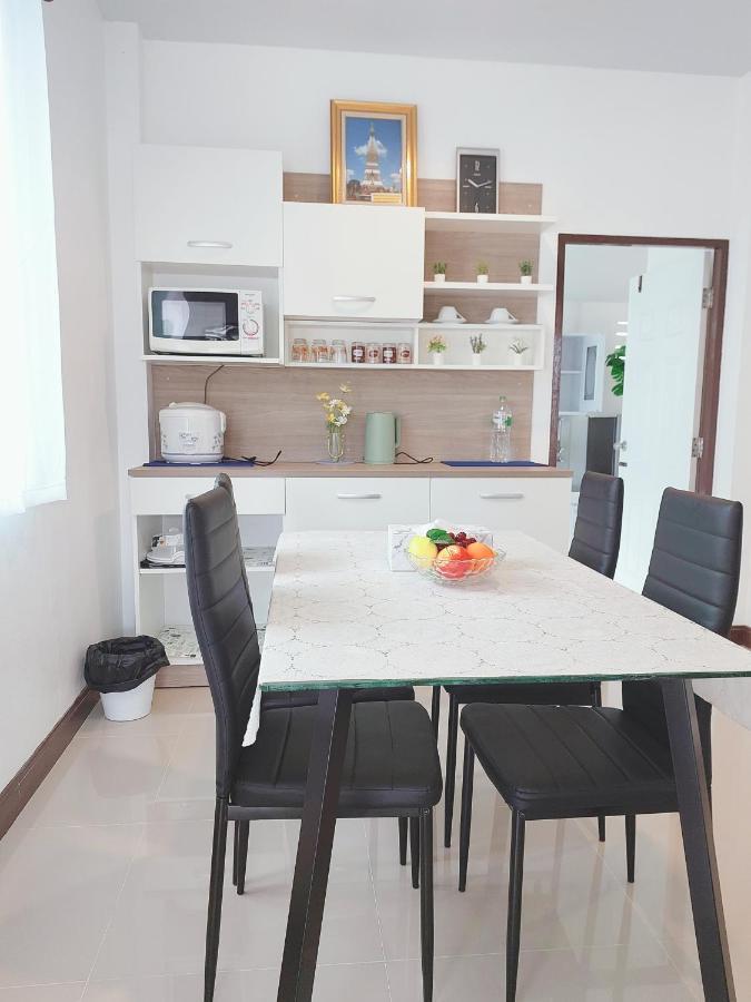 Happy Space วิลล่าทั้งหลัง 2นอน 2น้ำ ฟรี Wifi จอดรถ Nakhonphanom Kültér fotó