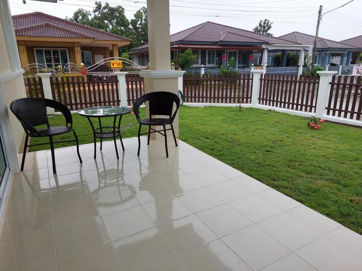 Happy Space วิลล่าทั้งหลัง 2นอน 2น้ำ ฟรี Wifi จอดรถ Nakhonphanom Kültér fotó